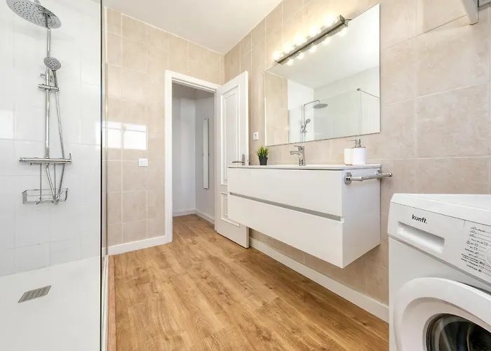 Refugio Volcanico Puerto del Carmen (Lanzarote)